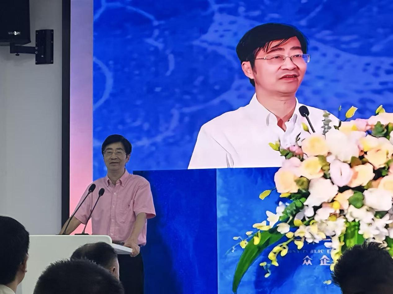 《周德文传》全媒体AI创作授权签约仪式